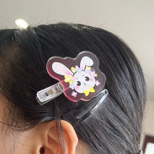 アクリルヘアクリップ