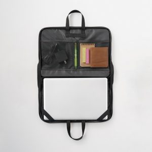 入れたまま使えるノート・PCバッグ