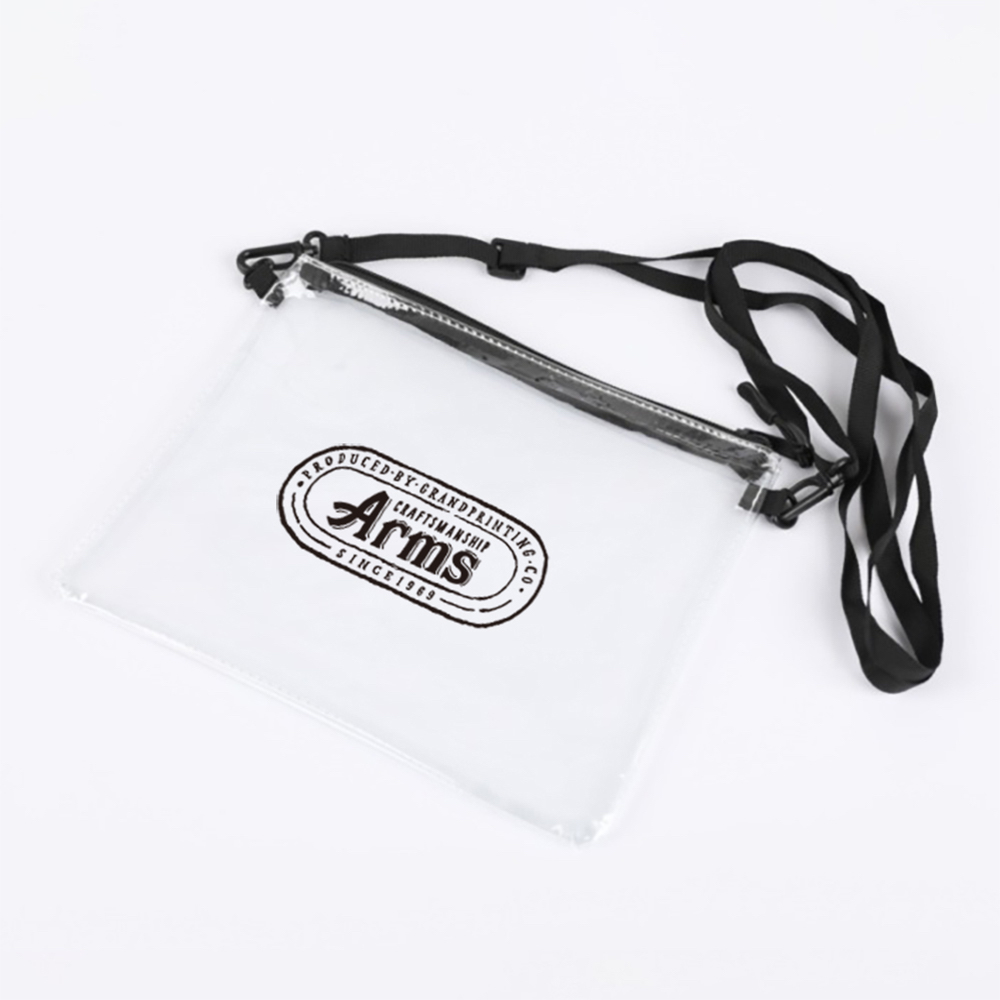 クリアマルチサコッシュ