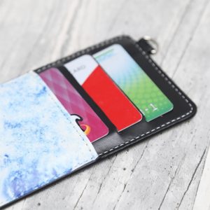 三段パスケース