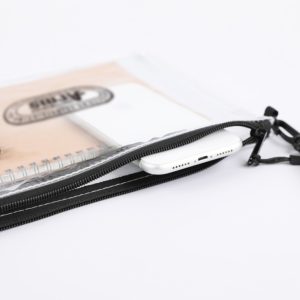 クリアマルチサコッシュ