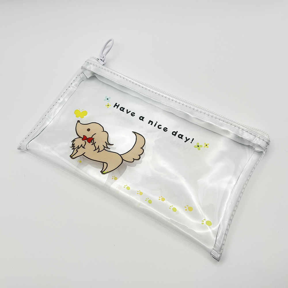 クリアフラットポーチ